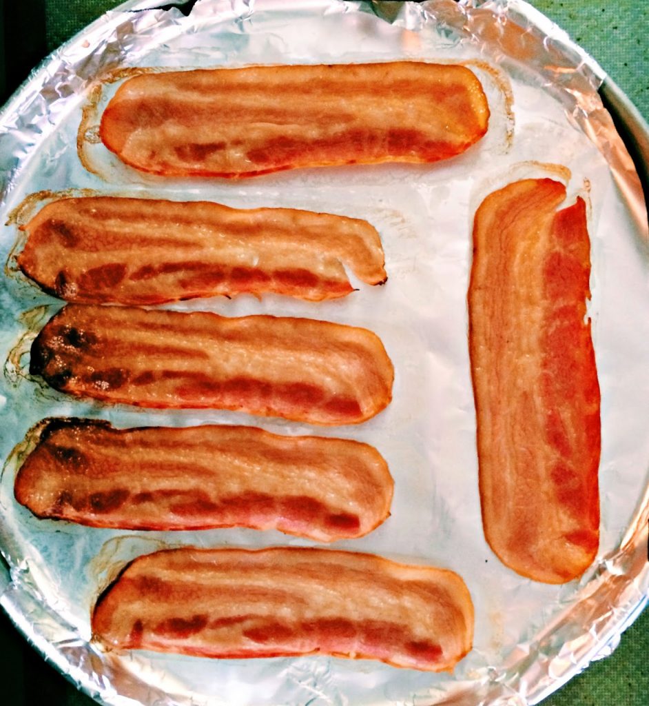 Ioanna's Notebok - Oven baked crispy bacon recipe