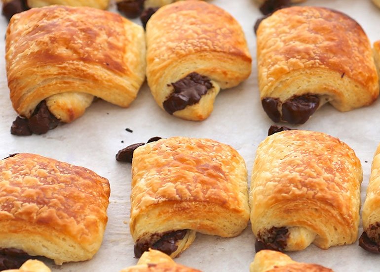 Ioanna's Notebook - Quick and Easy Mini chocolate croissants recipe
