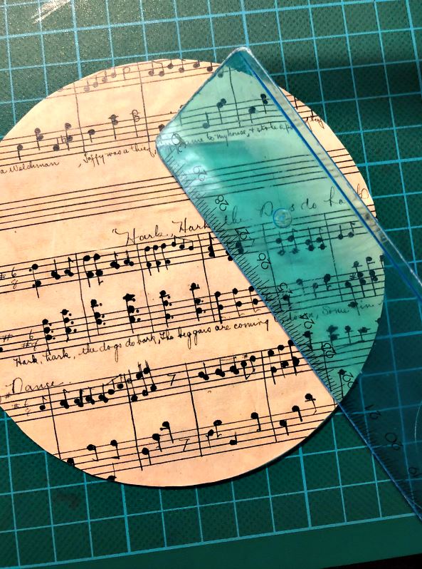 DIY Music CD Coasters Decoupage Project: How to reporpose old cds using decoupage technique and laser print paper | Ioanna's Notebook
