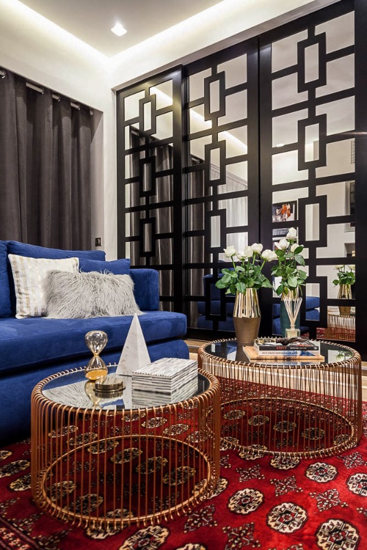 Πολυτελές διαμέρισμα στο Κολωνάκι 80 τ.μ. ανακαινισμένο και διακοσμημένο από το Sissy Feida Interiors με χρήση υλικών υψηλής ποιότητας.