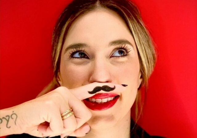 Η Max Factor στηρίζει την παγκόσμια εκστρατεία ενημέρωσης “Movember”, επιθυμώντας να φέρει ένα βήμα πιο κοντά την ομορφιά με την ευαισθητοποίηση.