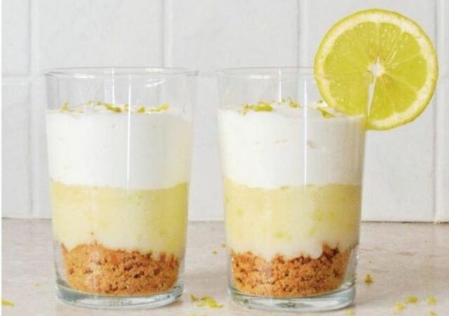 Lemon Cheesecake | Μια ελαφριά, υγειινή συνταγή από το βιβλίο "No Regreats" της Ελισάβετ Ζαΐμη (thedancingspoon).