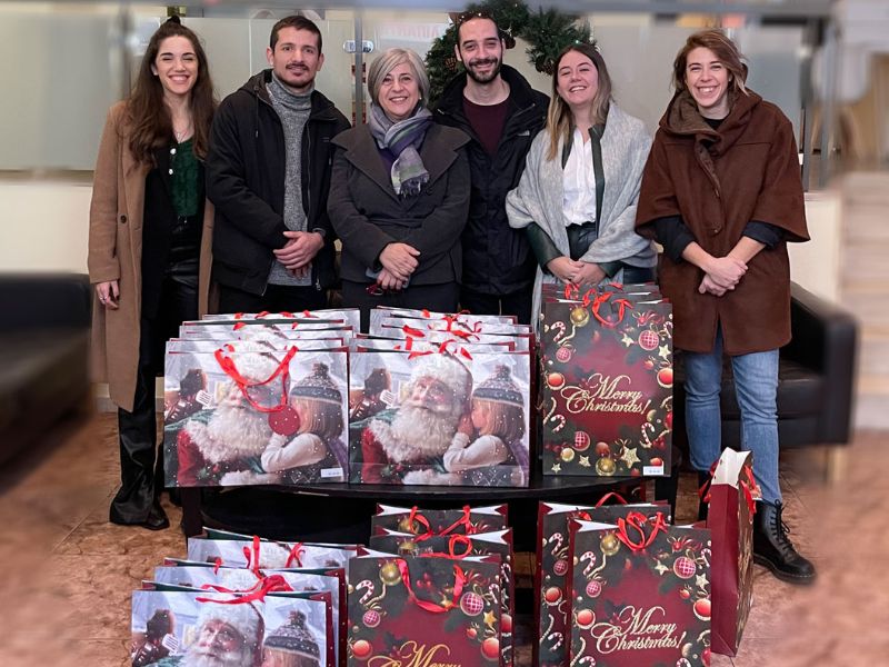 Η Beverage World ενισχύει την χριστουγεννιάτικη ατμόσφαιρα στον ξενώνα «Εστία των Αθηνών»