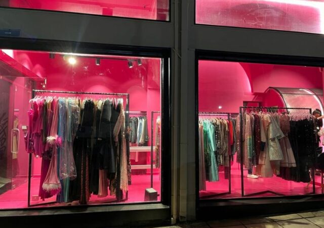 Ένα νέο fashion project είναι γεγονός! H εταιρεία C.Manolo σας καλωσορίζει στον νέο fashion χώρο της, στο κέντρο της Αθήνας.
