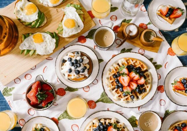 Υπέροχες συνταγές και ιδέες για το πρωινό της Νέας Χρονιάς | Ξεκινήστε τη Νέα Χρονιά χαρίζοντας στον εαυτό σας την πολυτέλεια ενός καλού πρωινού.