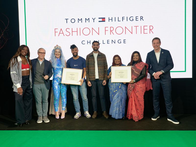Η Tommy Hilfiger είναι στην ευχάριστη θέση να ανακοινώσει τις Koalaa και Moner Bondhu ως νικήτριες του τέταρτου Tommy Hilfiger Fashion Frontier Challenge