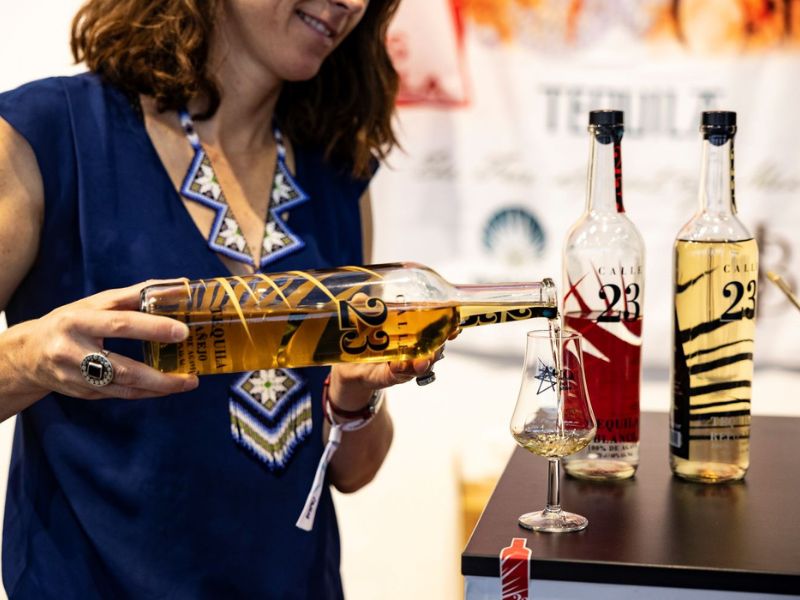 Εντυπωσιακή και φέτος η παρουσία της Beverage World στο Athens Bar Show 2023 | Νέες προσθήκες στο χαρτοφυλάκιο της Beverage World, το Tamboo spiced rum από τον γνωστό οίκο Angostura, και η super premium tequila Laneta 