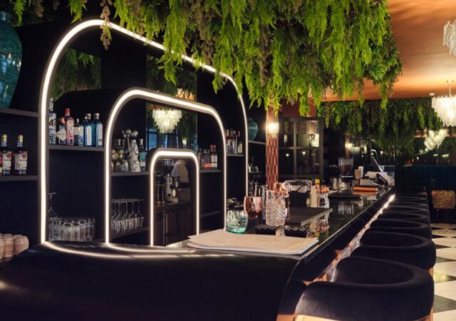 Panther Bistrot | Το νέο all-day wine bar στο κέντρο της Αθήνας υπόσχεται μια εκλεπτυσμένη εμπειρία φαγητού και ποτού με πλούσιες επιλογές.