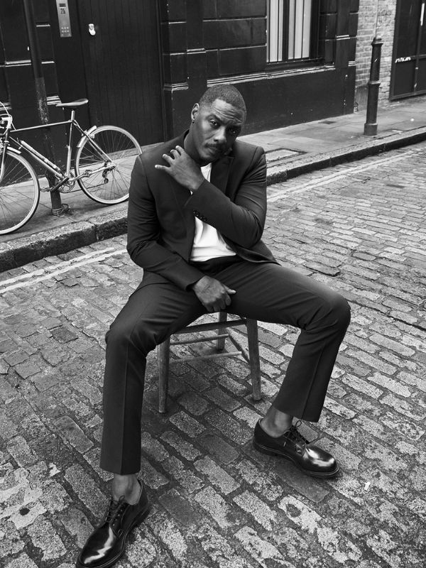 Ο Idris Elba πρωταγωνιστεί στη νέα καμπάνια ανδρικής ένδυσης της Calvin Klein για την Άνοιξη 2024
